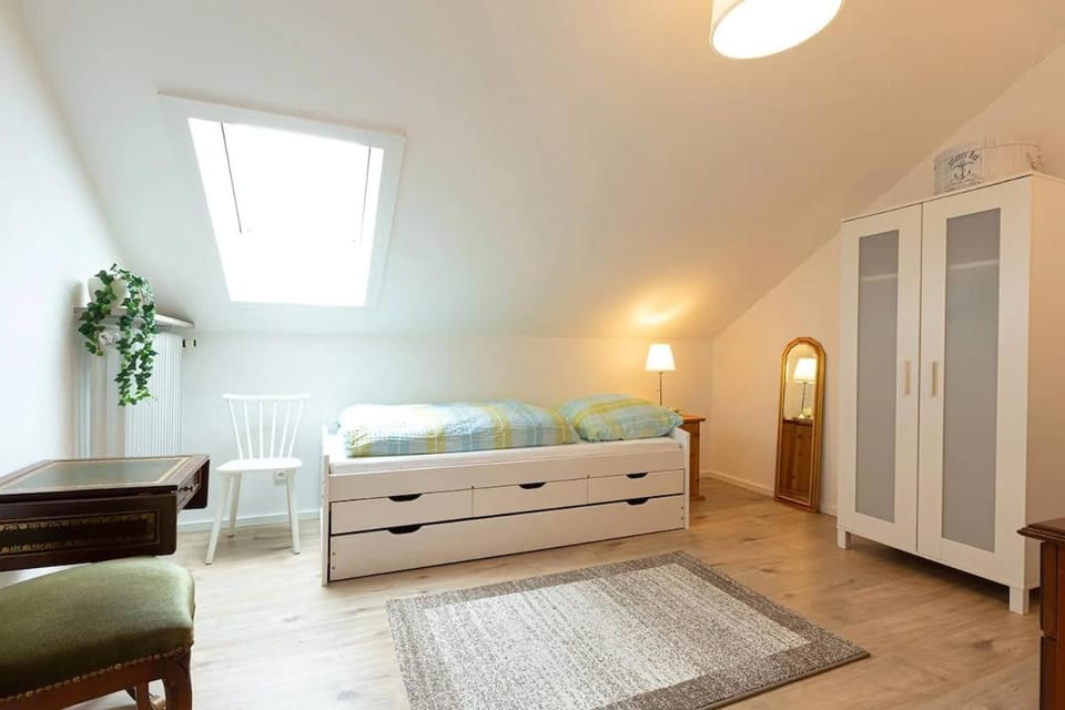 Bed, Photo of the whole room, Bedroom, wardrobe