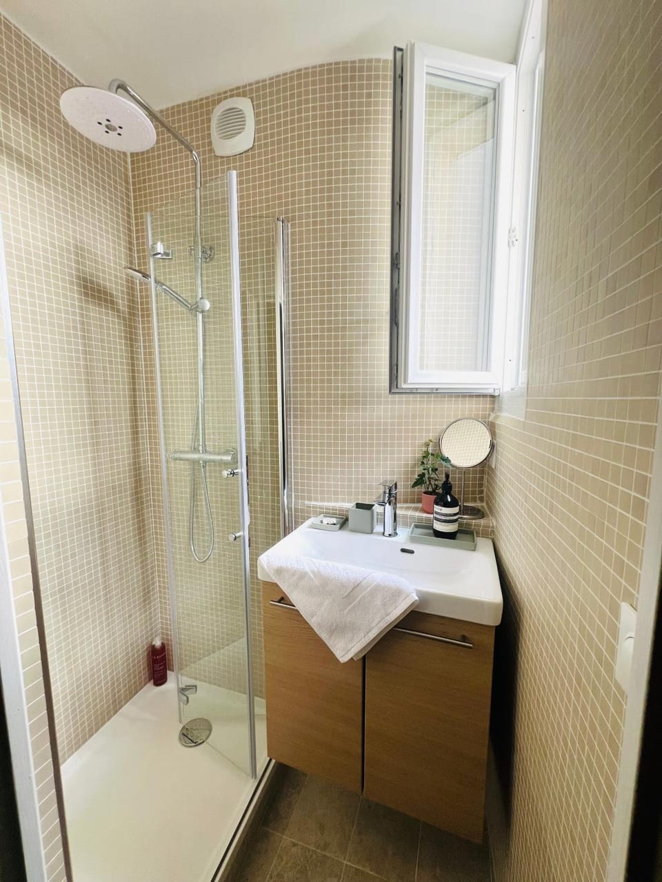 Shower, Bathroom