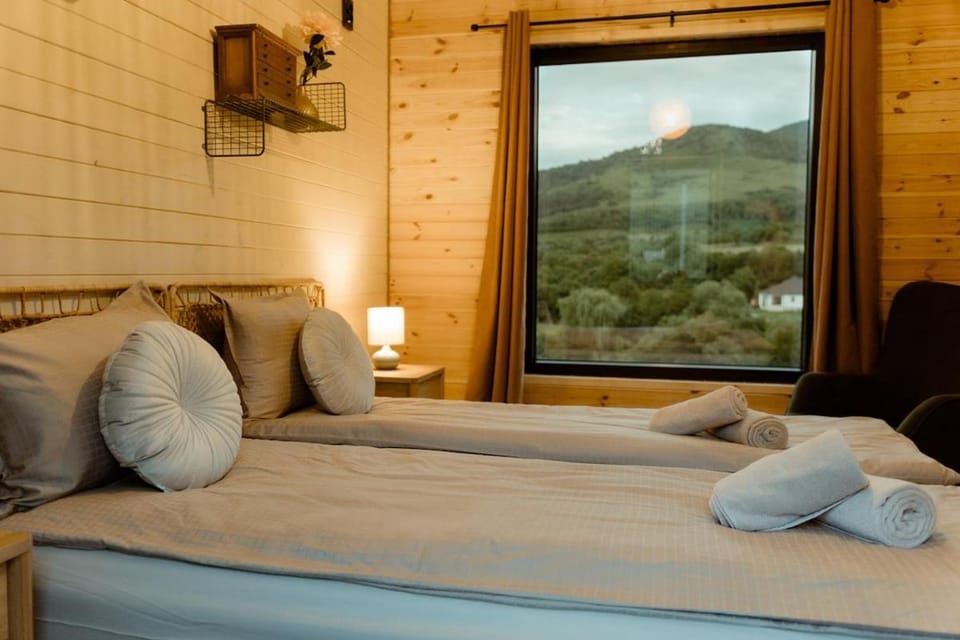 Tiny House Sage - ElysianFields Chalet in Romania