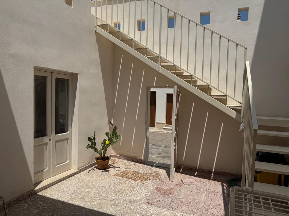 Inner courtyard view