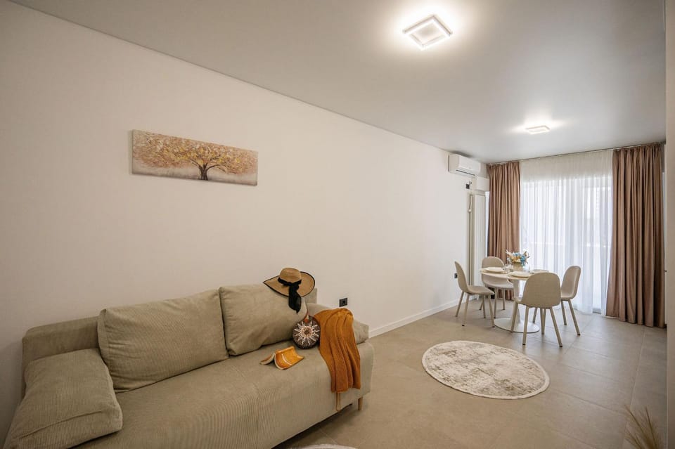 Sandy Apartment in Odyssey Spa & Pool Apartment in Constanța County