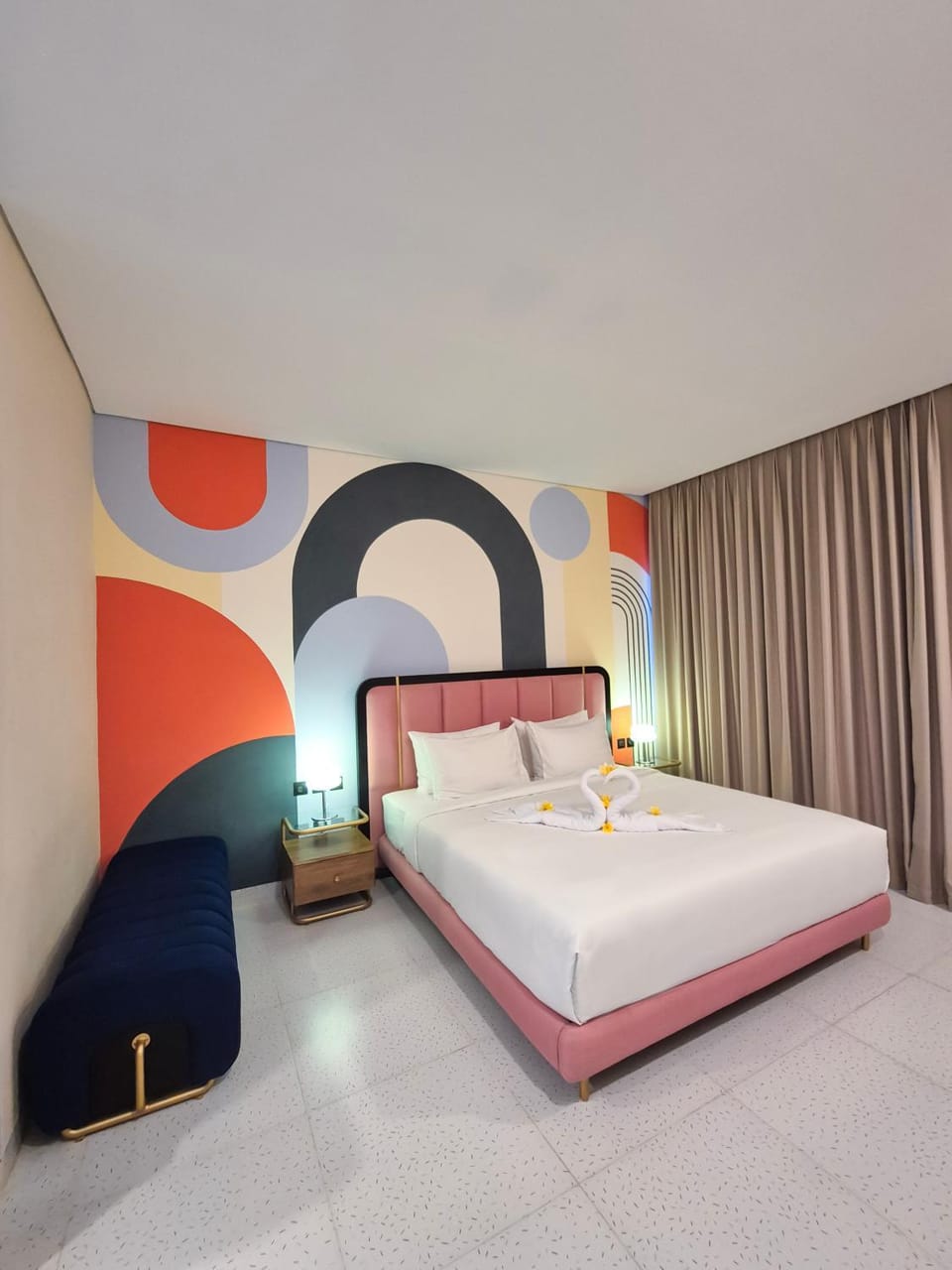 Photo of the whole room, Bedroom