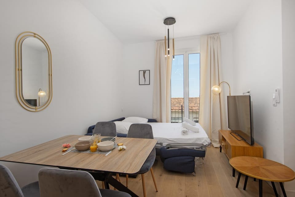 Abba terrasse Apartment in Cap-d'Ail