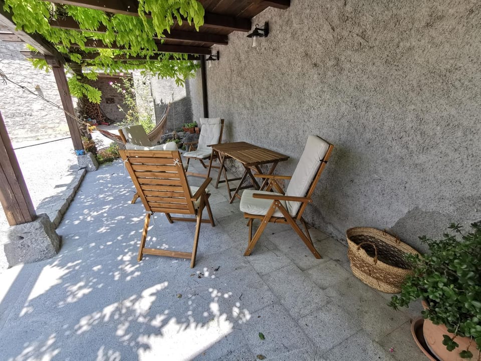 Property building, Patio, Day