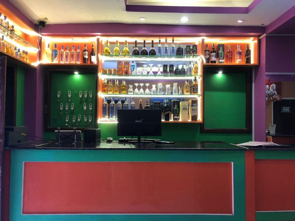 Lounge or bar, Drinks