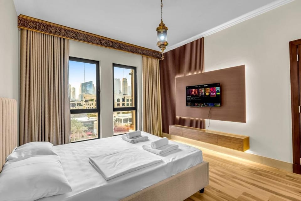 Front Burj Khalifa 2BR in Old town community Apartment in Dubai