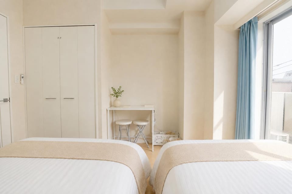 Bed, Photo of the whole room, Bedroom, wardrobe