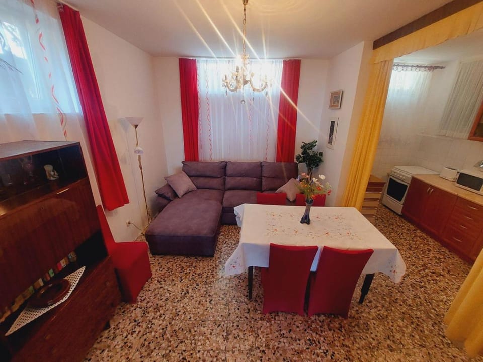 Anna Guest house Primošten Apartment in Šibenik-Knin County, Croatia