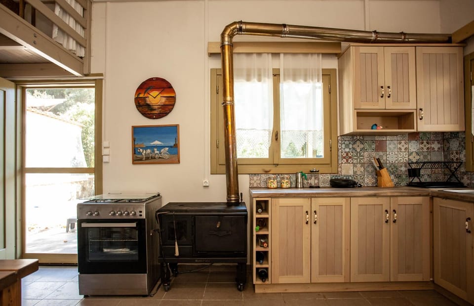 Kitchen or kitchenette, oven, stove, toaster