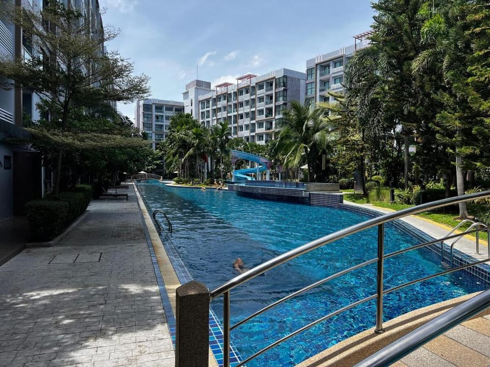 dusit grand park Apartment in Pattaya City