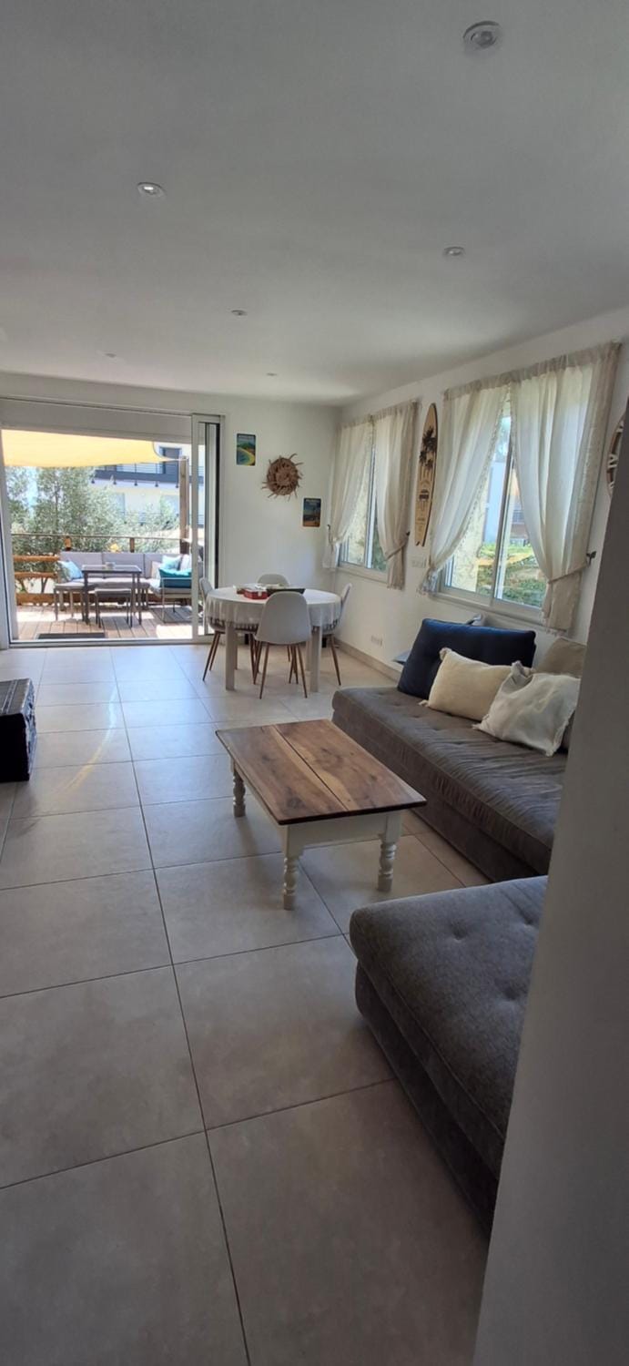 Loft, vue mer, piscine et jacuzzi 3 chambres Apartment in Palavas-les-Flots