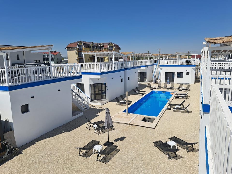 Costinesti Greek Bungalows Resort in Constanța County