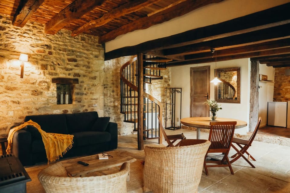 Maison du Noyer, Parc de la Fage House in Occitanie