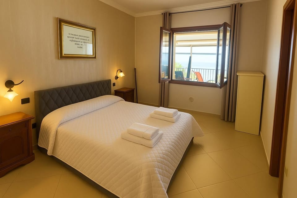 Bed, Bedroom, towels