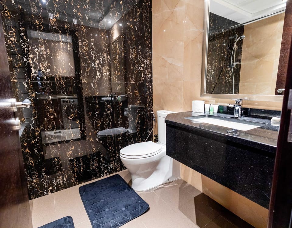 Toilet, Bathroom