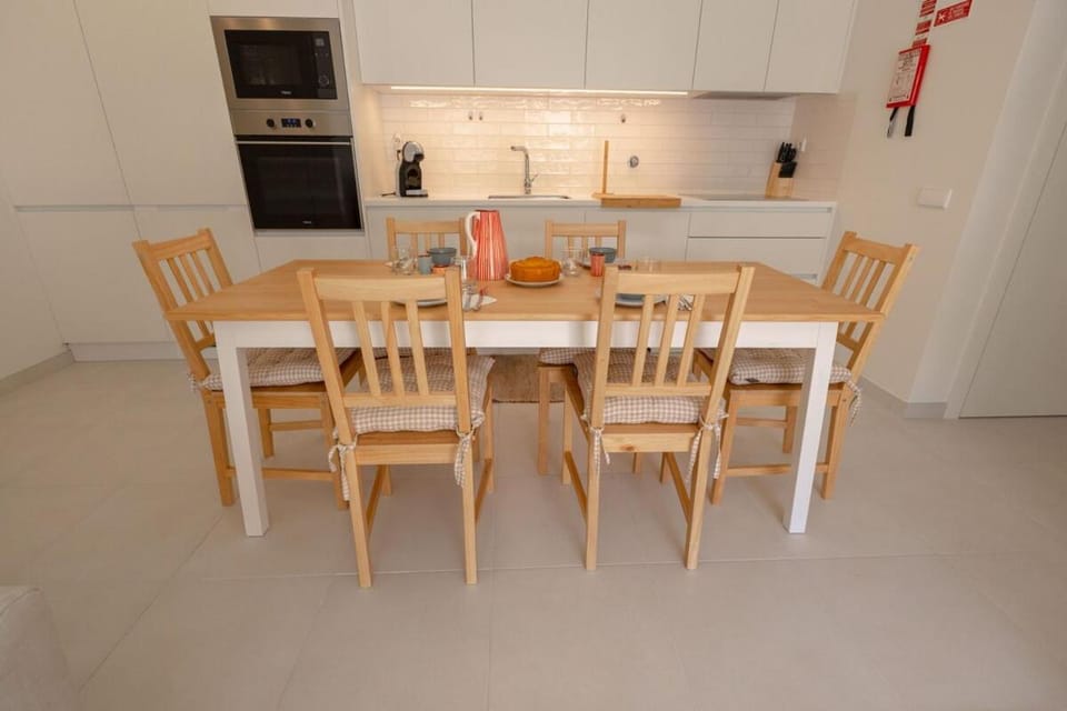 Modern 2BR Apartment with Pool, Gym & Garden Apartment in Cabanas de Tavira
