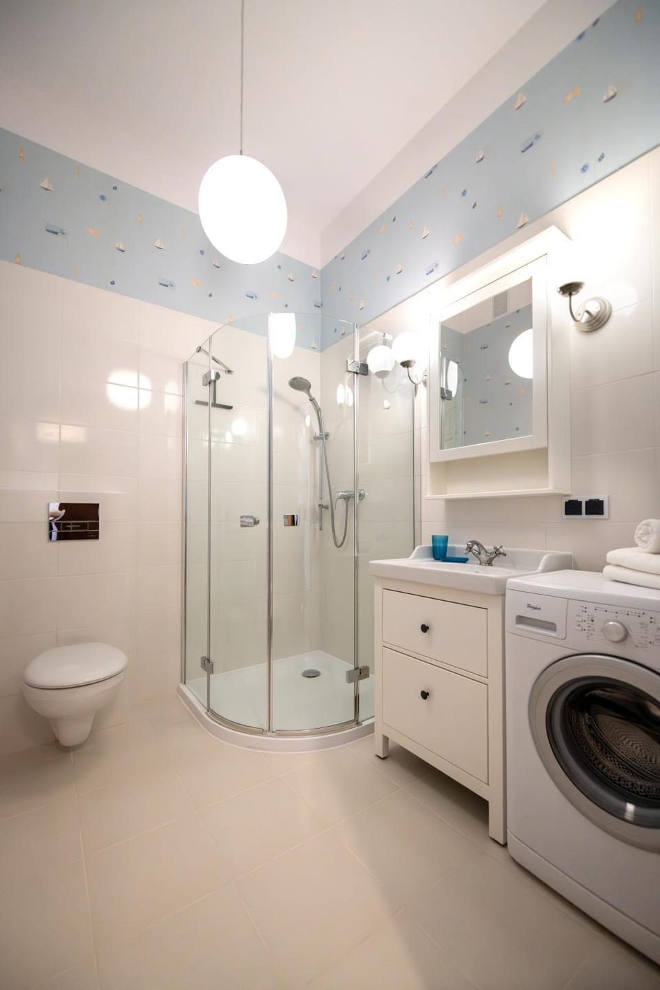 Shower, Toilet, Bathroom, laundry