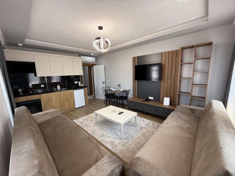 TV and multimedia, Kitchen or kitchenette, Living room, Seating area, minibar, oven