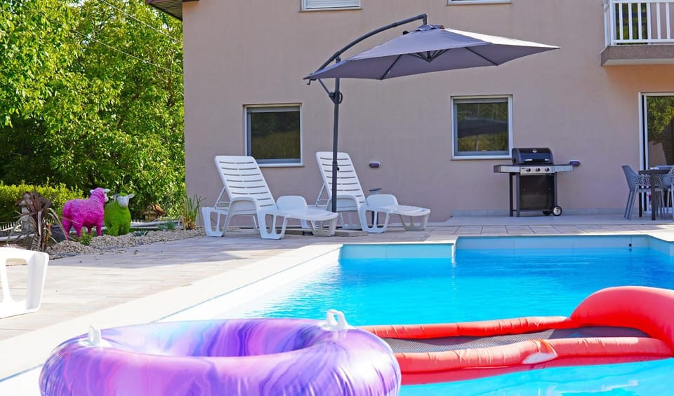 Day, Pool view, Swimming pool