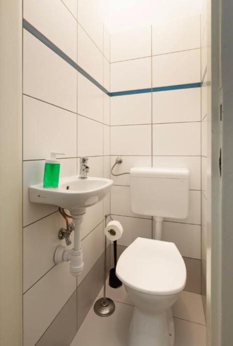 Jungle & Beach Hideaway 2BR and Danube River Apartment in Budapest