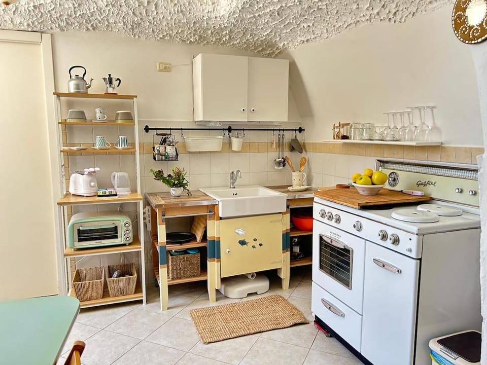 Ombra & Luce House in Peschici
