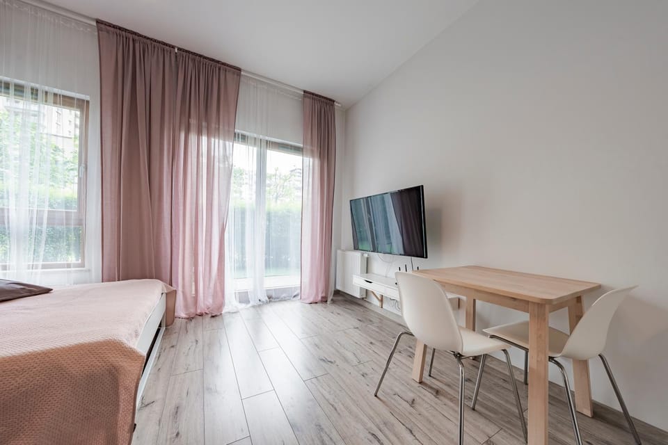 Bed, TV and multimedia