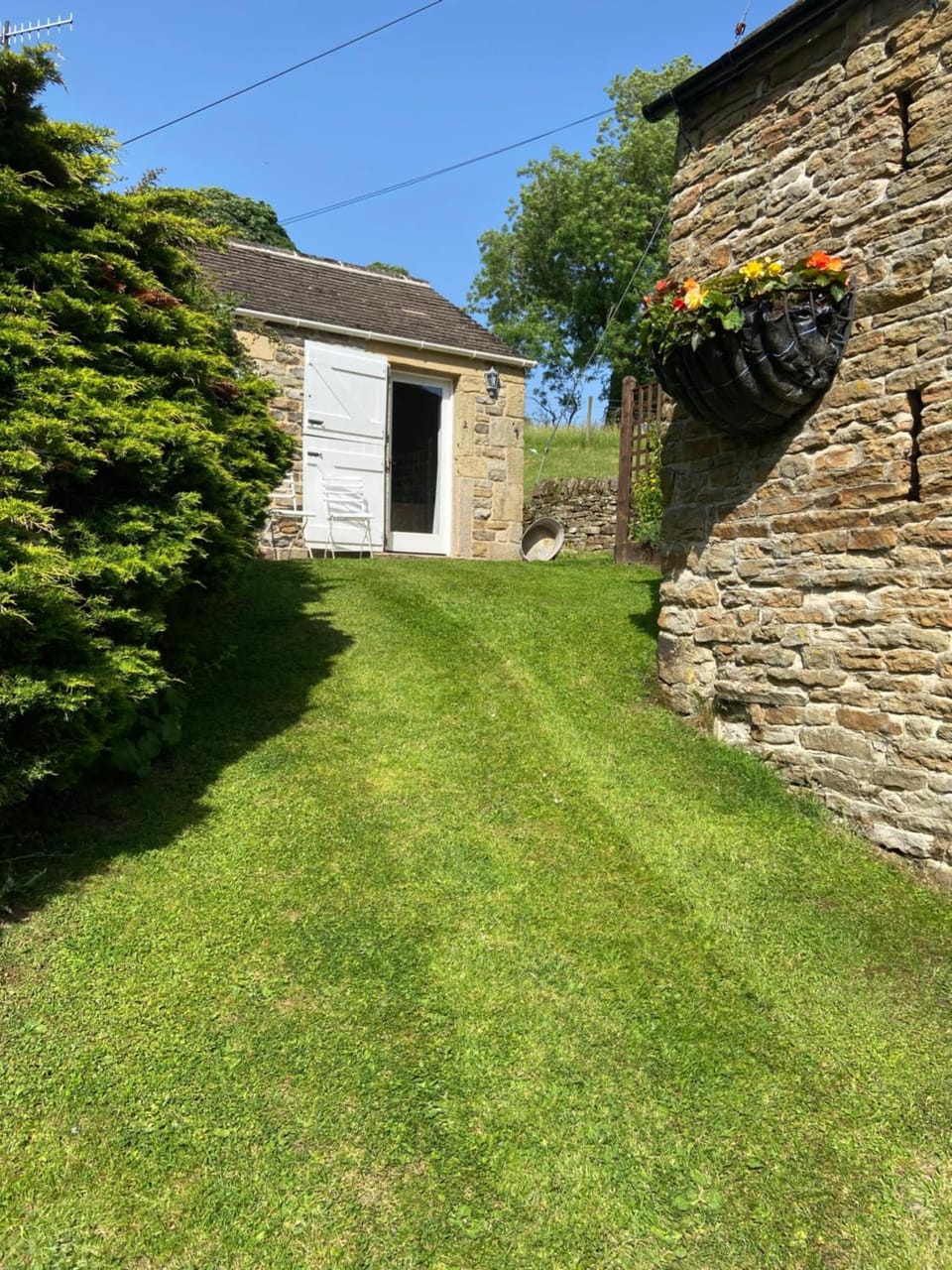 Garden Room Bed and Breakfast in High Peak District