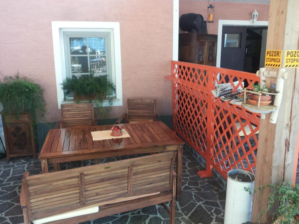 Guesthouse Pri Županu Bed and Breakfast in Slovenia