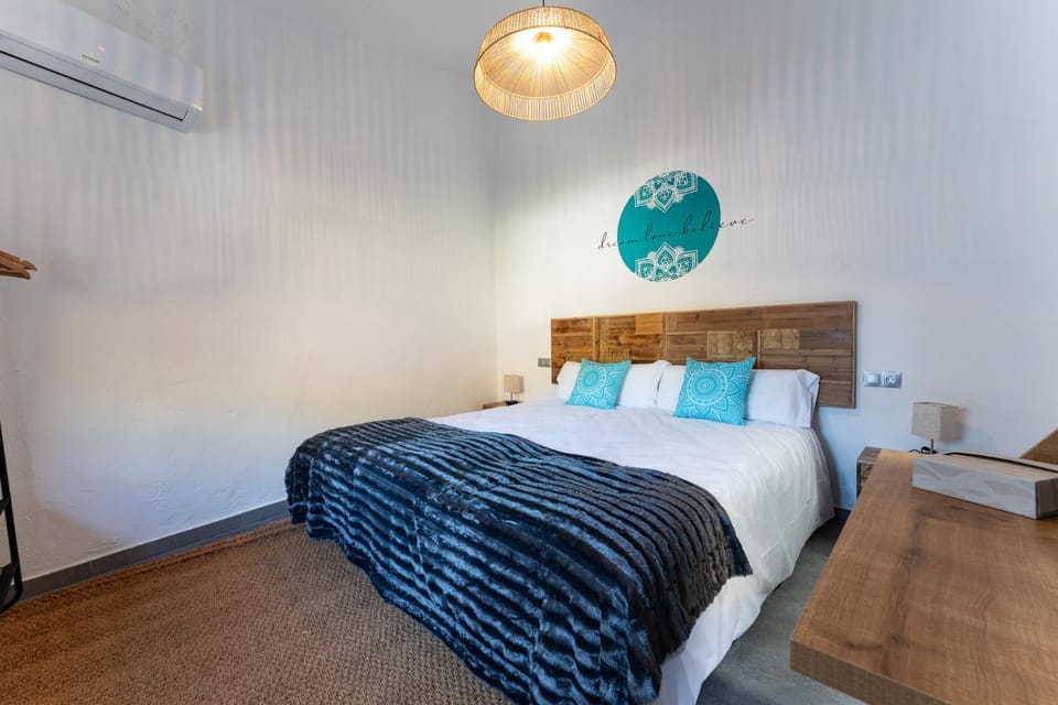 CT 390 - Faros Zen, Ohm & Yoga Retreat - Cortijo Pura Paz in Casarabonela House in Sierra de las Nieves