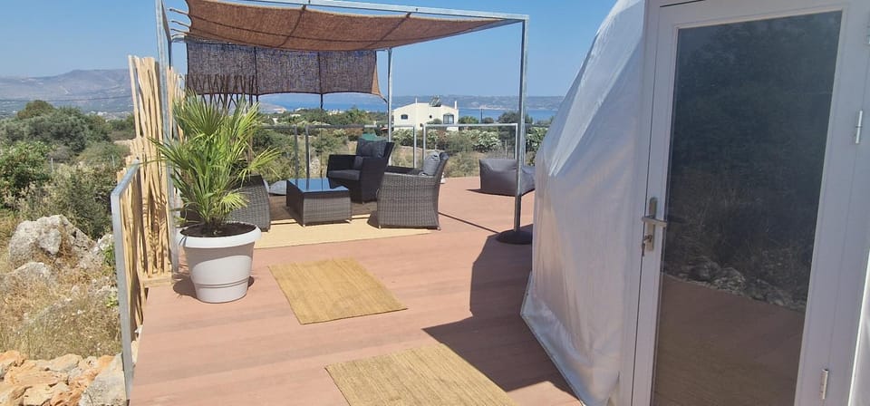 Patio, Day, View (from property/room), Balcony/Terrace