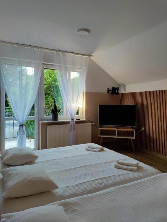 Jaśmin -pokoje gościnne Bed and Breakfast in Pomeranian Voivodeship