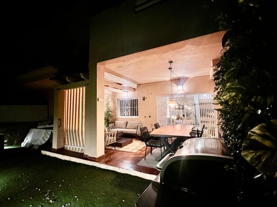 Premium location - 500 m to beach Apartment in Madrid
