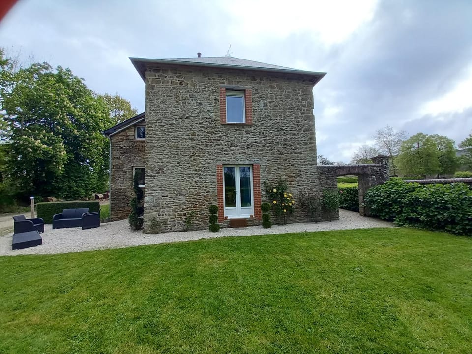 Logis du Château de Brecy House in Normandy