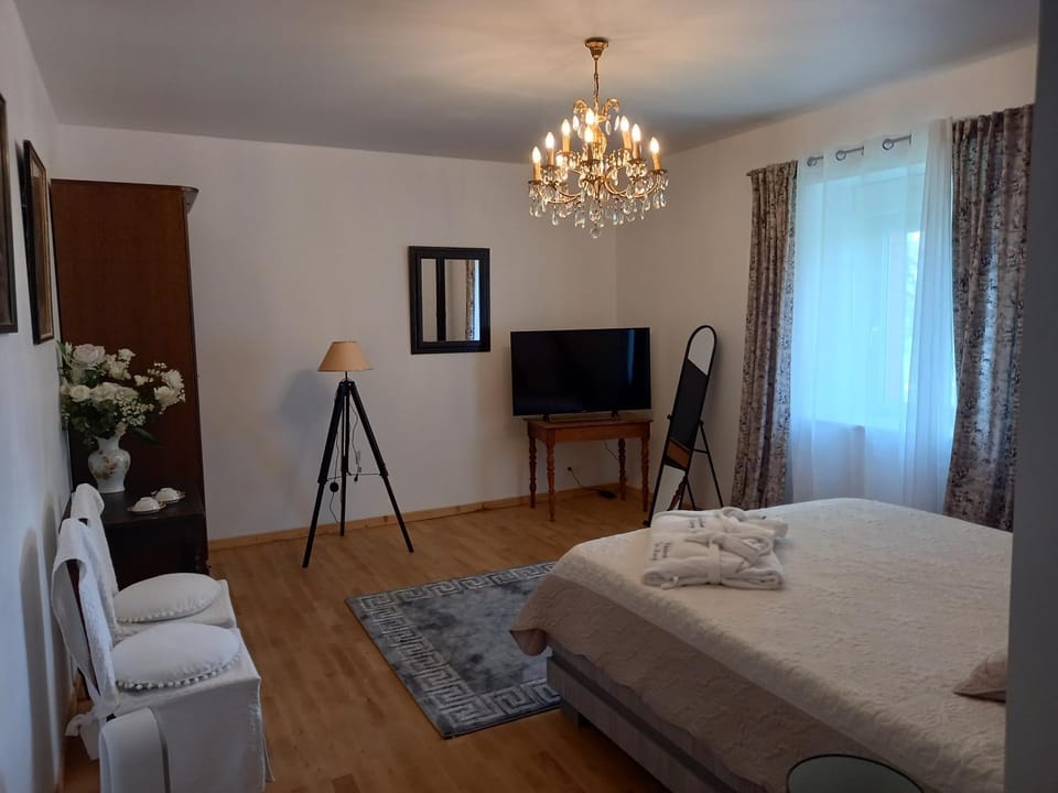 TV and multimedia, Bedroom