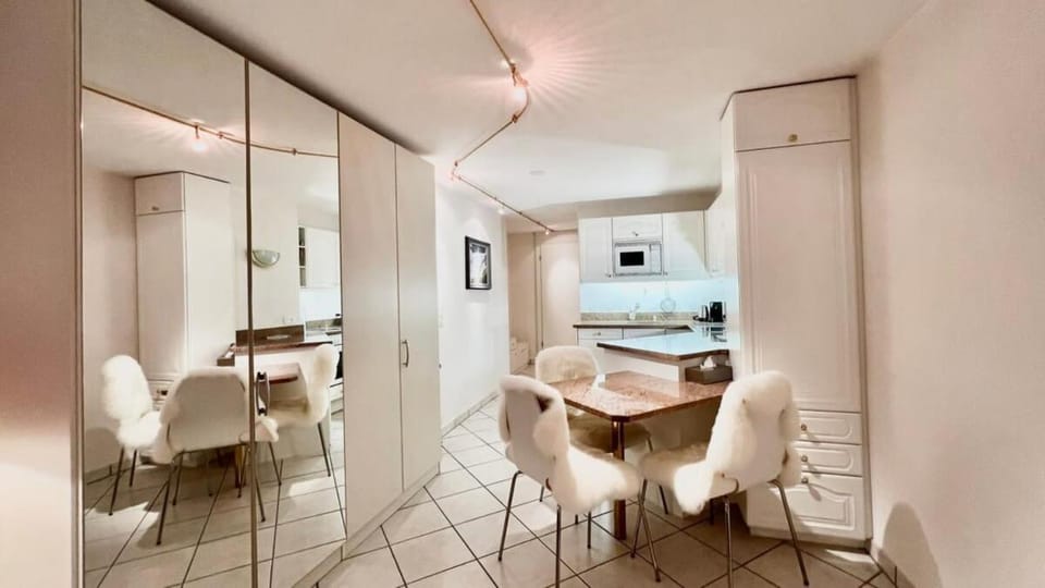Exclusive Apartment near Promenade Gstaad Center Apartment in Saanen