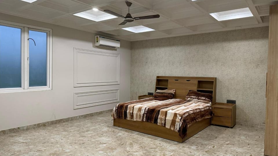 Bedroom, air conditioner