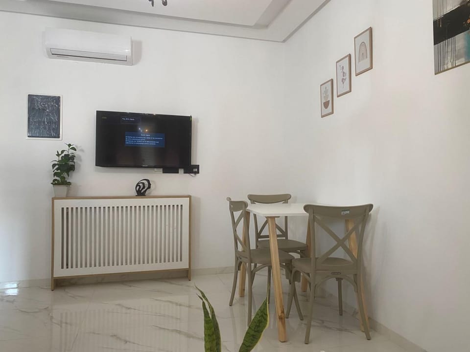 Apart s2 ain zaghouen la marsa Apartment in Tunis Governorate, Tunisia
