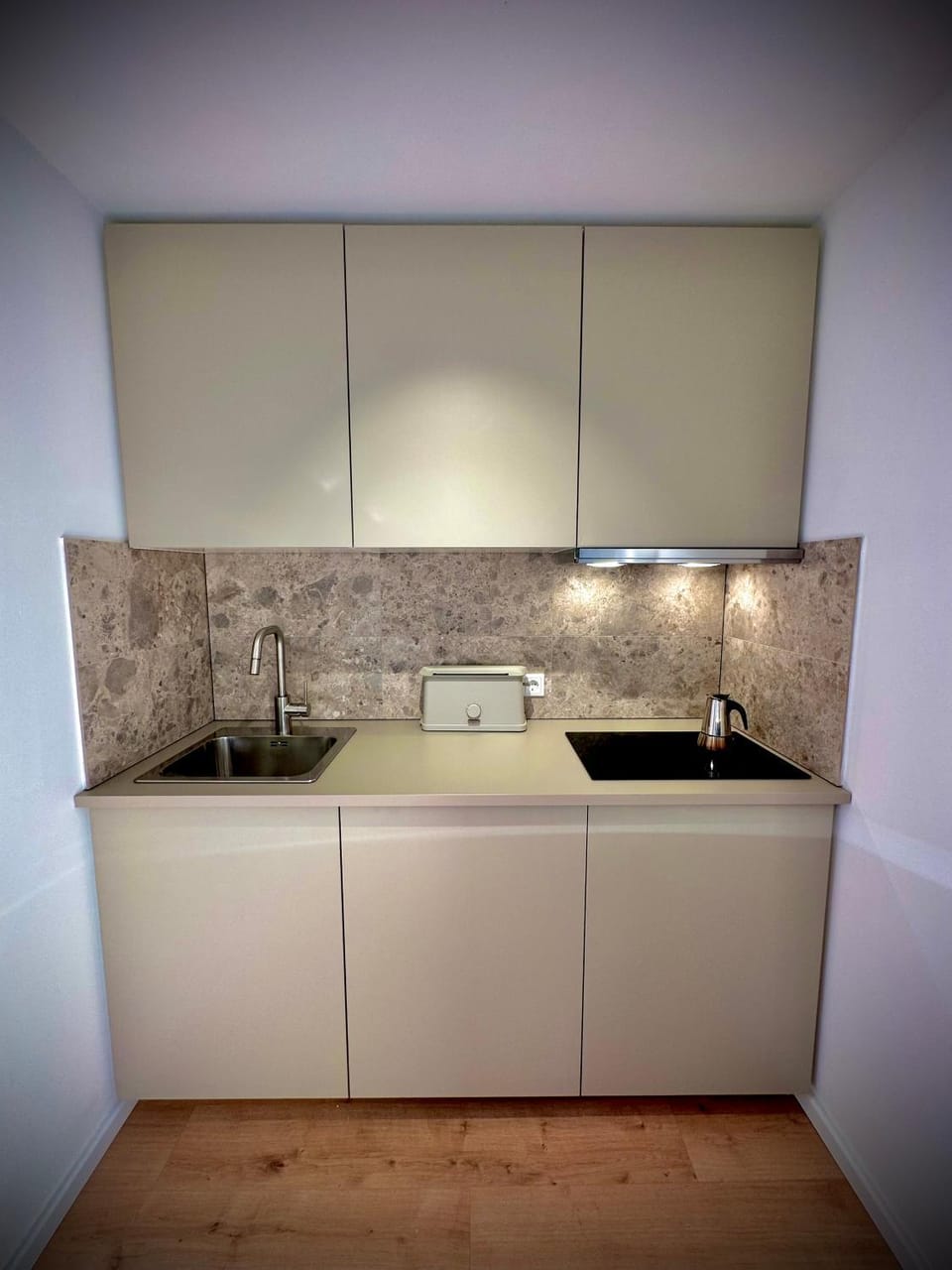Kitchen or kitchenette, stove