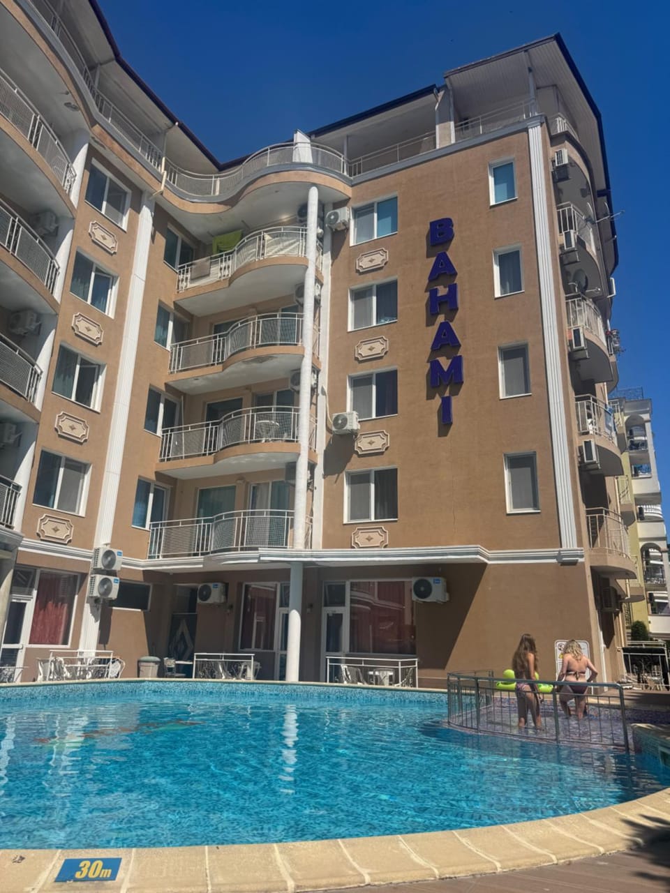 HOLIDAY Suites BAHAMI Apartment in Sunny Beach