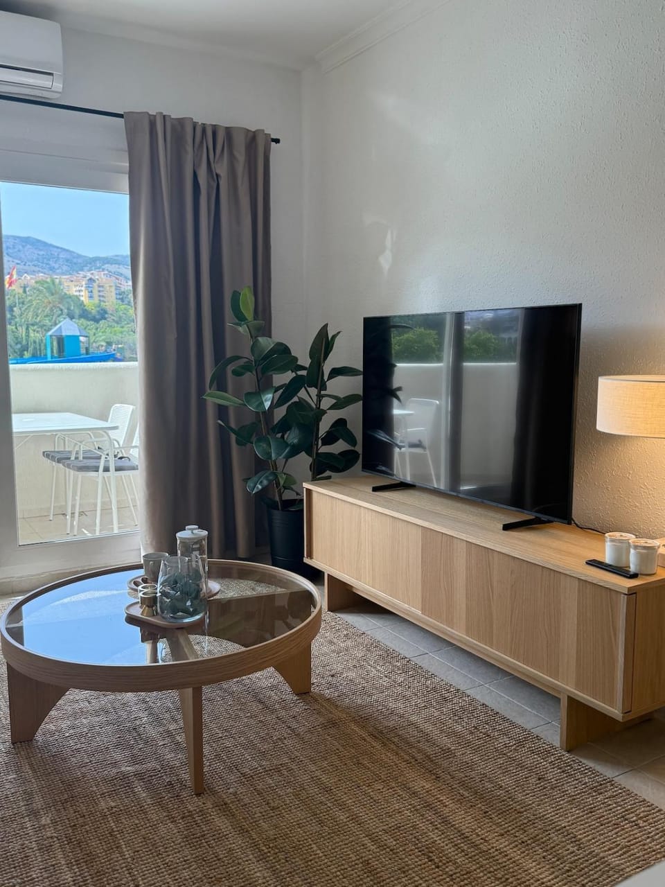 Communal lounge/ TV room, TV and multimedia