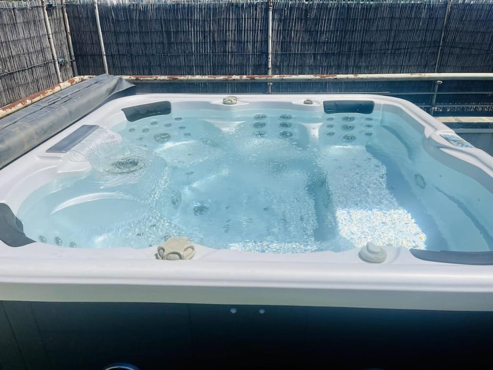 Appartement d'exception avec jacuzzi 160m2 Apartment in Pertuis