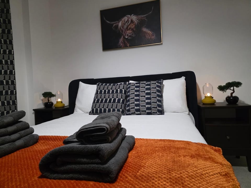 Bed, Bedroom