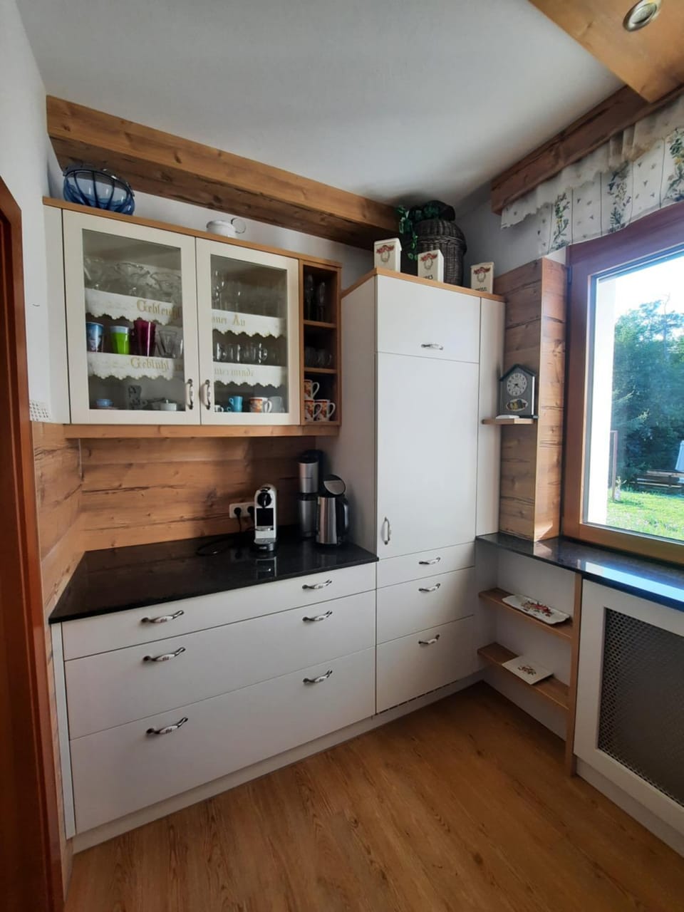 Coffee/tea facilities, Kitchen or kitchenette