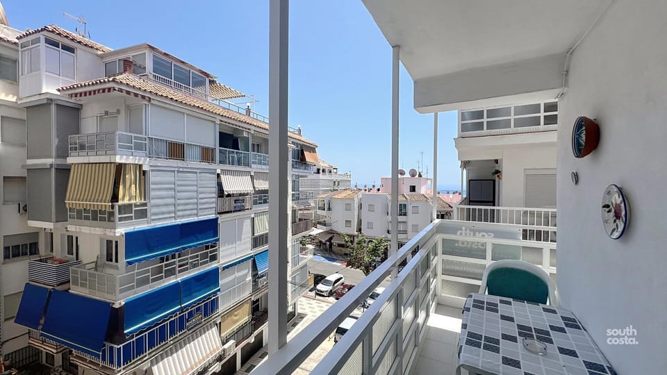 Day, Balcony/Terrace, Street view