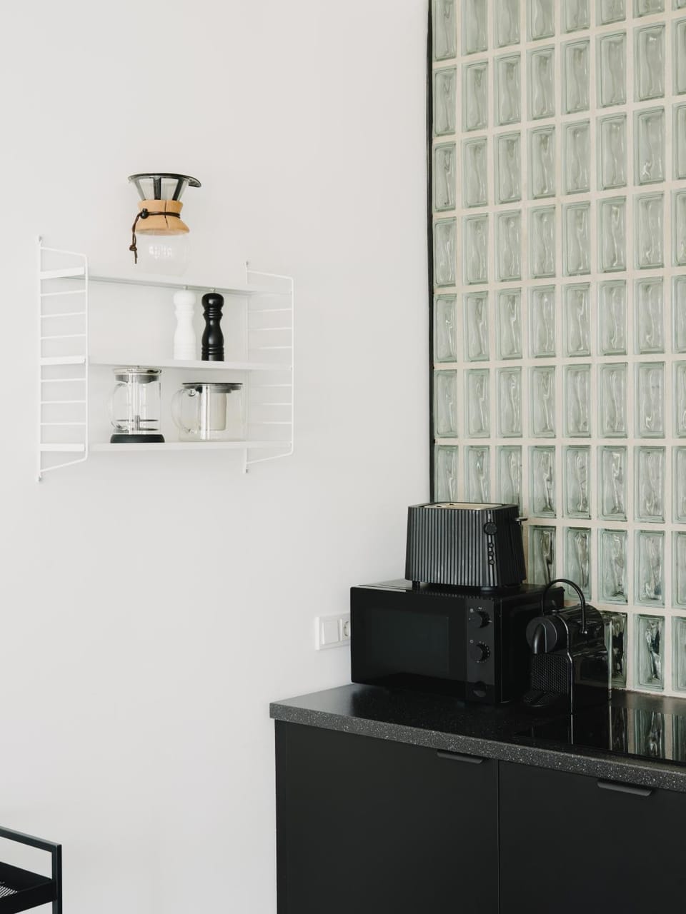 Coffee/tea facilities, kitchen