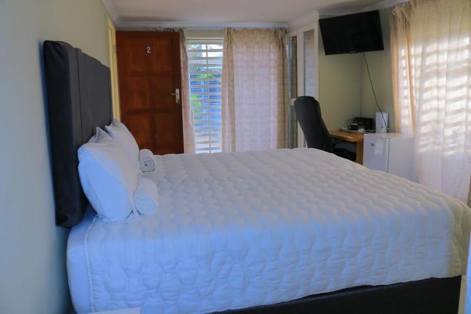 Elite Stay Guest House Bed and Breakfast in Gauteng