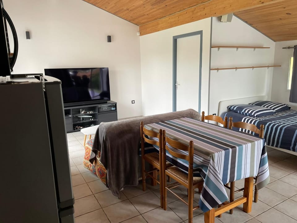 Studio du Bonheur Apartment in Léon