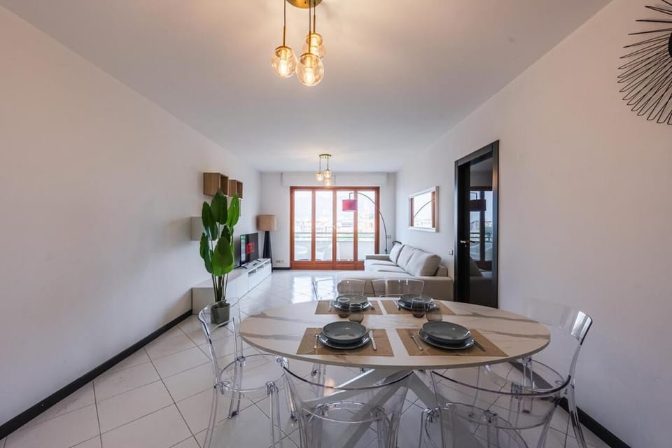 Private Parking - Sea View - Terrace - AC Apartment in Chiavari