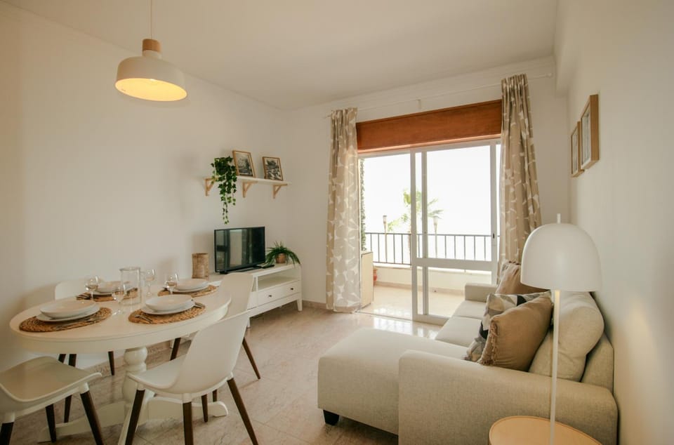 FLH Quarteira Seaview Apartment in Quarteira