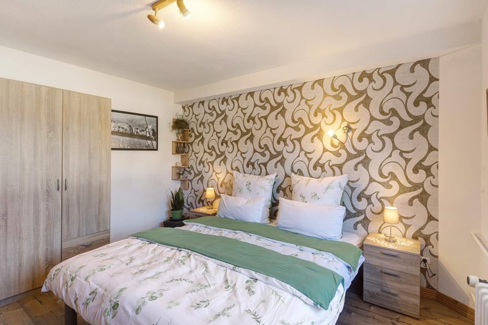 Living room, Bedroom